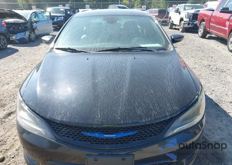 2015 Chrysler 200 S z USA, uszkodzony, nr VIN 1C3CCCDG3FN615834
